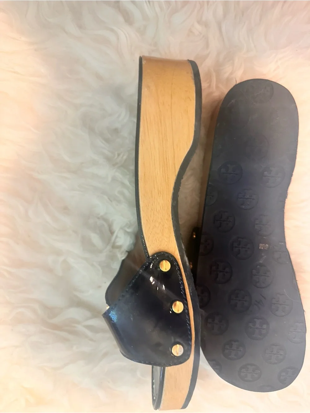 Tory Burch Navy and Green Platform Slide Sandals by Tory Burch